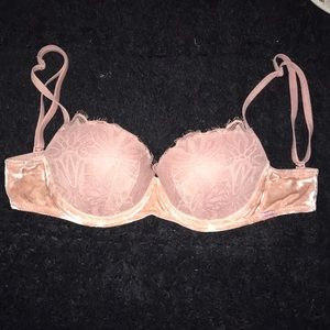 Victoria’s Secret Pink push up bra
